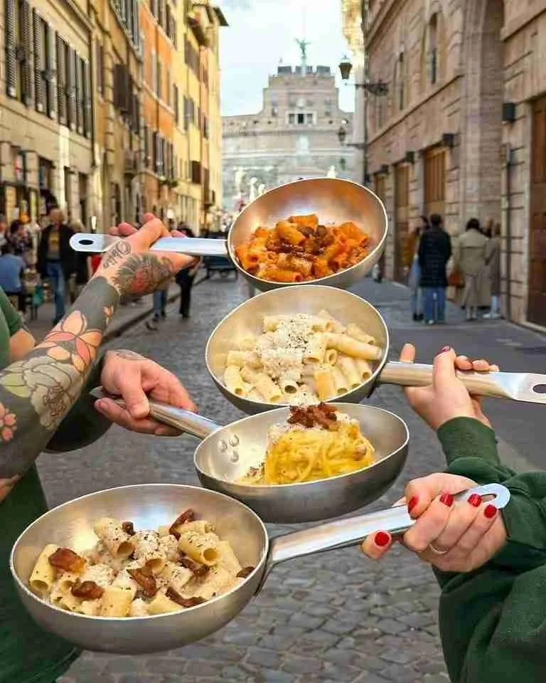 imagem com 4 pratos com molhos italianos: cacio e pepe, carbonara, gricia e amatriciana